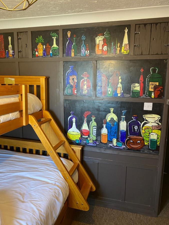 גרייט יארמאות Hotel Of Wizardry מראה חיצוני תמונה